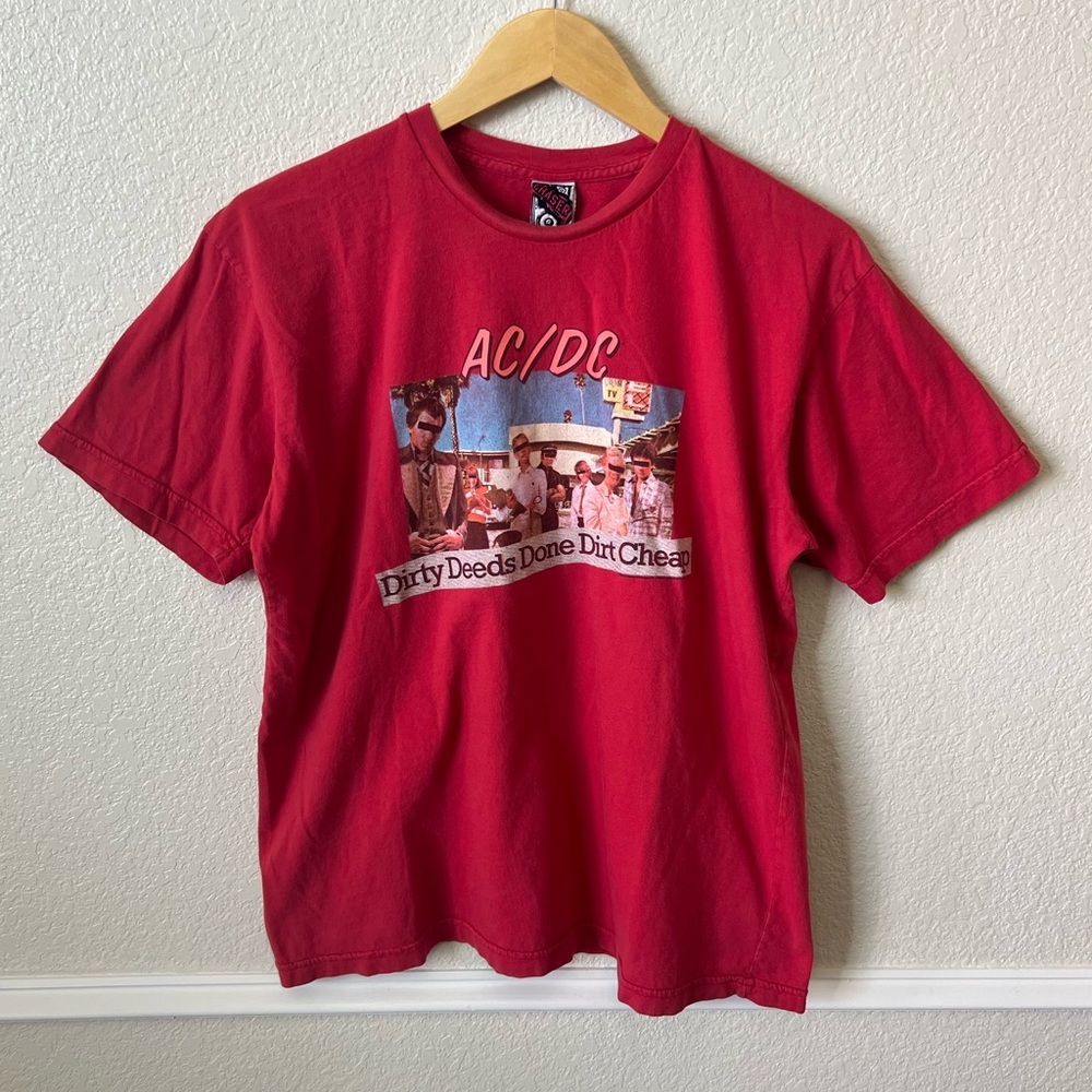CHASER Vintage Y2K AC/DC Dirty Deeds Graphic T-Shirt Mens Large Made in USA Red